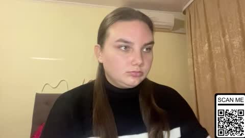 Mila online show from 10-12-25, 04:11