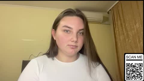 Mila online show from 11-25-25, 03:34