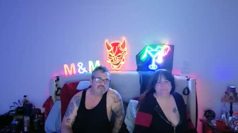 DreamyCouple01 online show from 05-17-26, 01:36