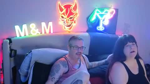 DreamyCouple01 online show from 05-21-26, 04:41