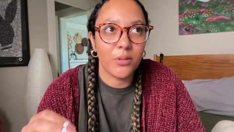 RIRI OR DREAMY online show from 01-12-25, 09:51