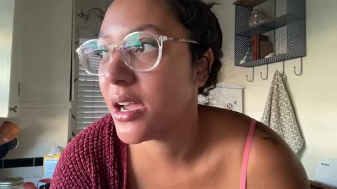 RIRI OR DREAMY online show from 01-15-25, 04:43