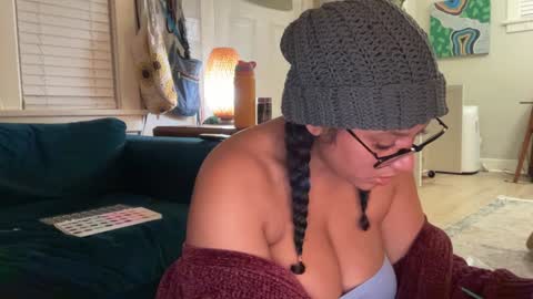 RIRI OR DREAMY online show from 01-26-25, 02:35