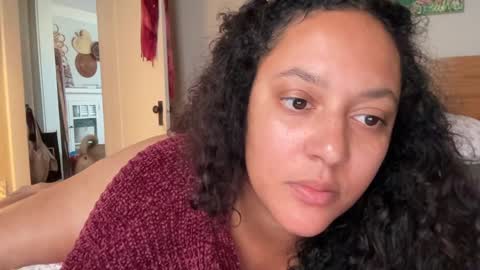 RIRI OR DREAMY online show from 01-29-25, 08:04