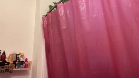 RIRI OR DREAMY online show from 02-12-25, 05:58