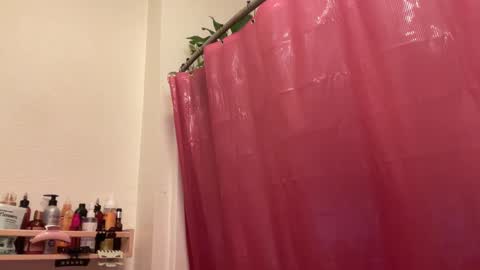 RIRI OR DREAMY online show from 03-10-25, 02:50