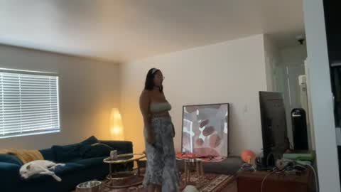 RIRI OR DREAMY online show from 07-28-26, 06:20
