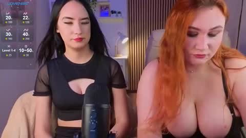 Snapshot of dreamysteps chatting on 10-19-25, 02:45 dreamysteps online show from 10-19-25, 02:45