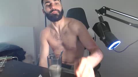 drewwho_ online show from 04-18-26, 10:32