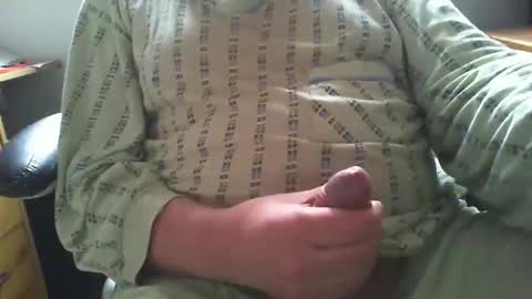 Snapshot of drilledragon chatting on 02-04-26, 09:15 drilledragon online show from 02-04-26, 09:15