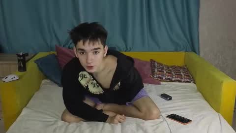 Mark online show from 02-05-26, 03:33