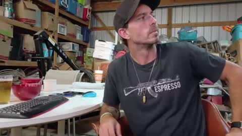 Inexperienced catfish online show from 05-10-26, 03:23