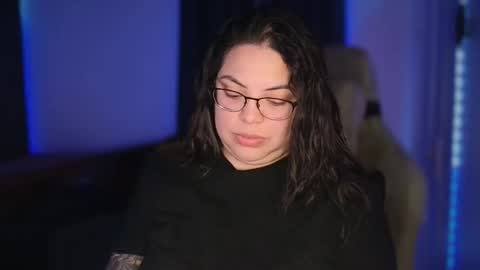 Snapshot of drizzypeach602 chatting on 12-19-25, 02:51 Drizzypeach602 online show from 12-19-25, 02:51