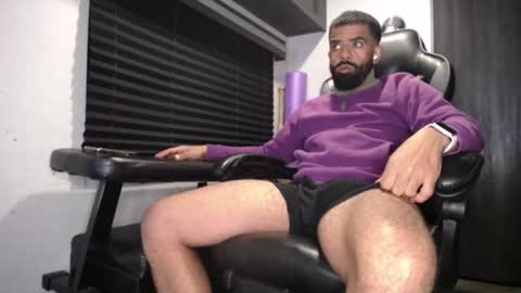 Snapshot of drizzys_room chatting on 10-03-25, 12:18 DirtyDrizzy online show from 10-03-25, 12:18