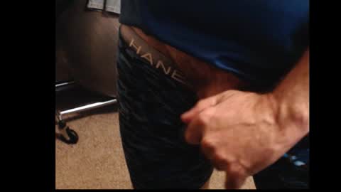 Snapshot of drmbigg chatting on 10-10-25, 07:35 Hello Hope you enjoy what you see. I love attention in dirty talk and tips thickcock  edging precum dirtyTalk C2C online show from 10-10-25, 07:35