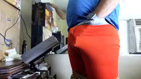 Hello Hope you enjoy what you see. I love attention in dirty talk and tips thickcock  edging precum dirtyTalk C2C online show from 06-08-26, 12:25