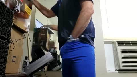 Hello Hope you enjoy what you see. I love attention in dirty talk and tips thickcock  edging precum dirtyTalk C2C online show from 06-23-26, 07:12