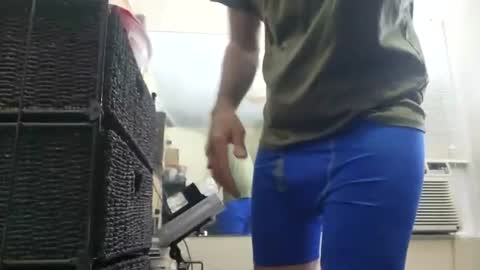 Hello Hope you enjoy what you see. I love attention in dirty talk and tips thickcock  edging precum dirtyTalk C2C online show from 06-27-26, 03:33
