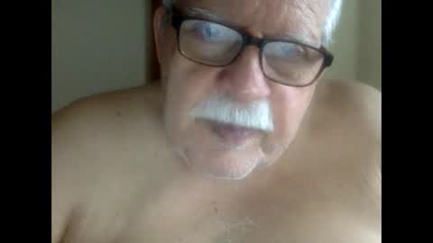 Snapshot of drnick069 chatting on 10-06-25, 02:58 drnick069 online show from 10-06-25, 02:58