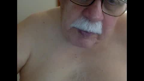 Snapshot of drnick069 chatting on 11-06-25, 04:41 drnick069 online show from 11-06-25, 04:41