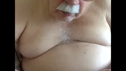 Snapshot of drnick069 chatting on 03-29-26, 03:01 drnick069 online show from 03-29-26, 03:01