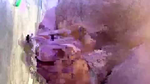 Snapshot of droppingloads82 chatting on 03-09-25, 05:44 droppingloads82 online show from 03-09-25, 05:44