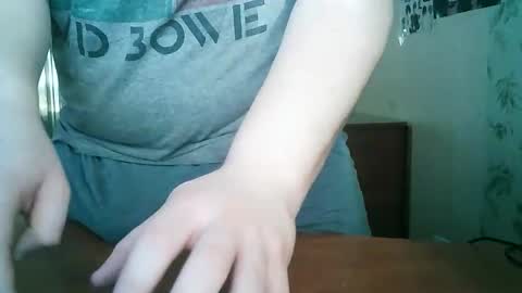 Drova online show from 10-30-25, 01:23