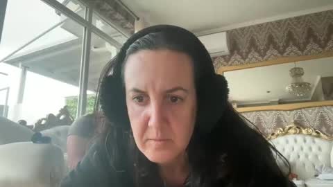 Dr. Resa online show from 03-01-25, 03:38