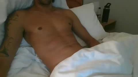 Snapshot of drsurfer chatting on 02-08-25, 02:16 Jaydee online show from 02-08-25, 02:16