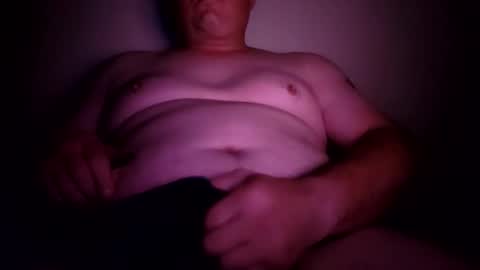 Snapshot of drtydawg208 chatting on 09-25-25, 12:09 drtydawg208 online show from 09-25-25, 12:09