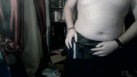 Snapshot of drunkeneagle chatting on 02-21-25, 08:18 drunkeneagle online show from 02-21-25, 08:18