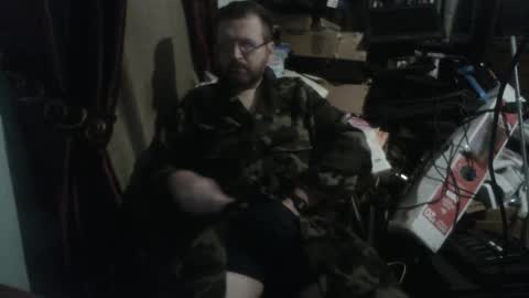 Snapshot of drunkeneagle chatting on 02-17-26, 09:17 drunkeneagle online show from 02-17-26, 09:17