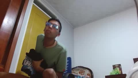 Snapshot of dtwink0310 chatting on 12-04-25, 02:21 David online show from 12-04-25, 02:21