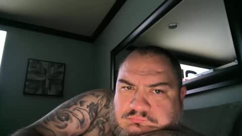 Snapshot of dubtrump chatting on 01-10-26, 12:29 dubtrump online show from 01-10-26, 12:29