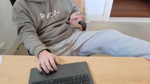 Chase McDonald online show from 06-05-26, 01:01