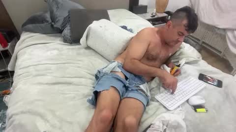 Snapshot of dudebrocuz69 chatting on 02-02-26, 05:22 Dude online show from 02-02-26, 05:22