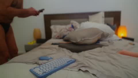 dudecuzbeo online show from 09-18-25, 04:14