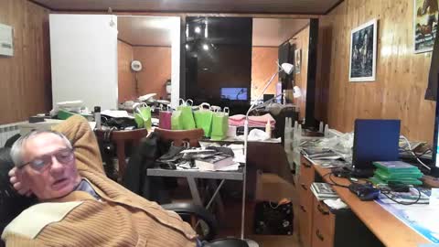 Snapshot of dugudu38 chatting on 12-04-24, 08:51 dugudu38 online show from 12-04-24, 08:51