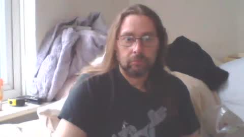 chris online show from 10-11-25, 04:49