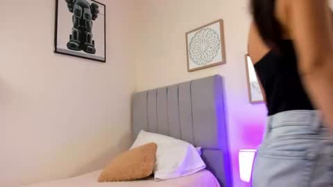dulce__fiore07 online show from 07-30-26, 12:15