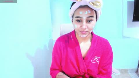 Snapshot of dulce_acosta chatting on 09-22-25, 01:46 Dulce online show from 09-22-25, 01:46
