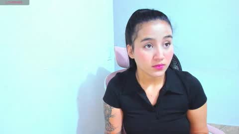 Snapshot of dulce_acosta chatting on 10-10-25, 01:43 Dulce online show from 10-10-25, 01:43