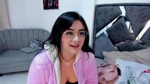 Snapshot of dulce_amg chatting on 04-28-26, 03:11 Dulce amg online show from 04-28-26, 03:11