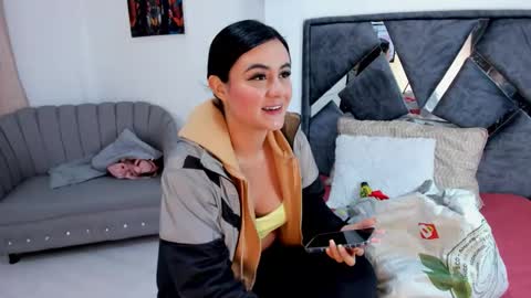 Snapshot of dulce_amg chatting on 05-15-26, 03:02 Dulce amg online show from 05-15-26, 03:02