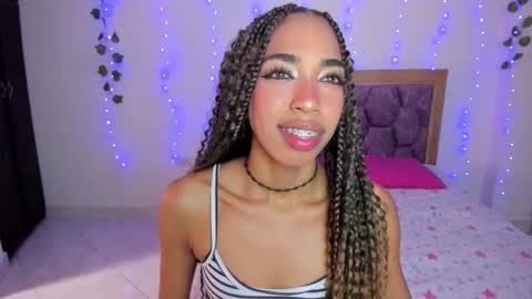 Dulce online show from 12-18-25, 04:13