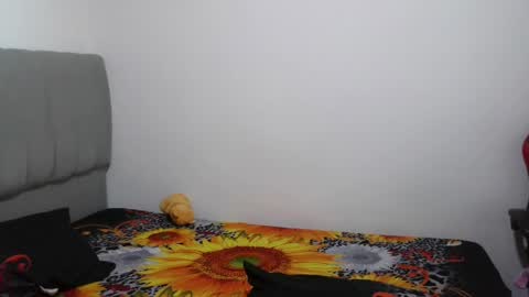 dulce_camx online show from 05-01-26, 03:11
