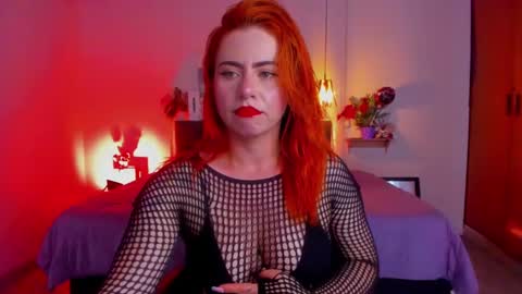 Snapshot of dulce_charlottee chatting on 02-04-25, 08:28 DULCE online show from 02-04-25, 08:28