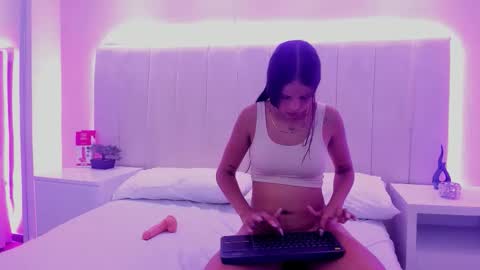 dulce online show from 03-06-26, 07:32