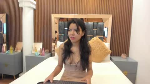 Dulce online show from 05-20-26, 12:00