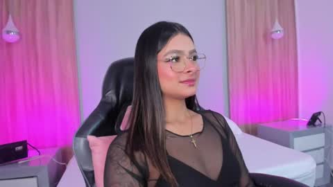 D U L C E online show from 07-21-26, 07:49